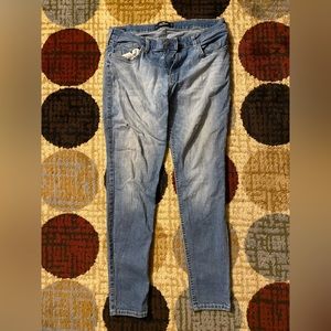 Hollister super skinny 36 x 32